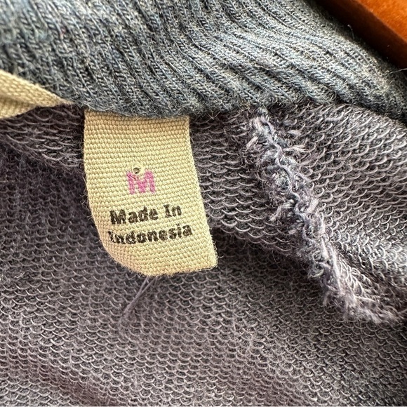 Athleta open cardigan with raglan sleeves, waterfall front, long sleeves - Picture 8 of 10